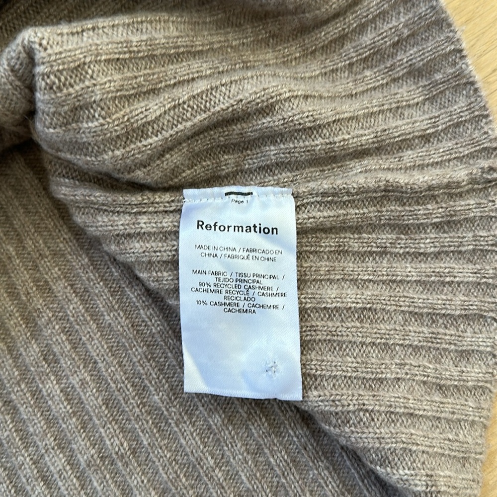Reformation Gray Ribbed Cardigan Sweater - Picture 4 of 4